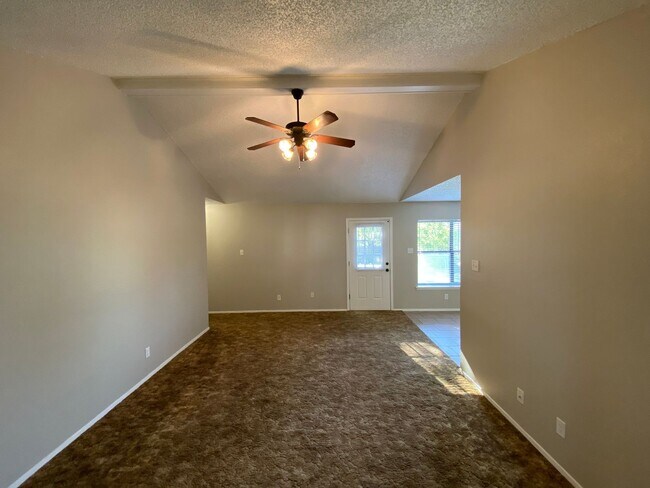 Foto del edificio - Spacious 3 Bedroom 2 Bath home in PaulAnn ...