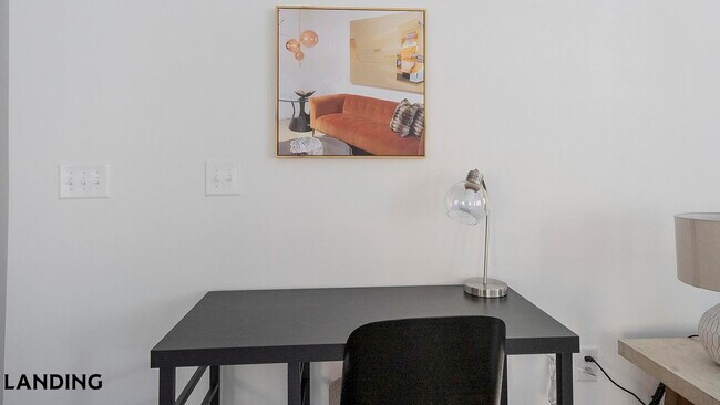 Building Photo - 2800 Milan Ct