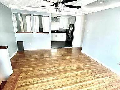 Foto del edificio - 3303 W Weaver Rd