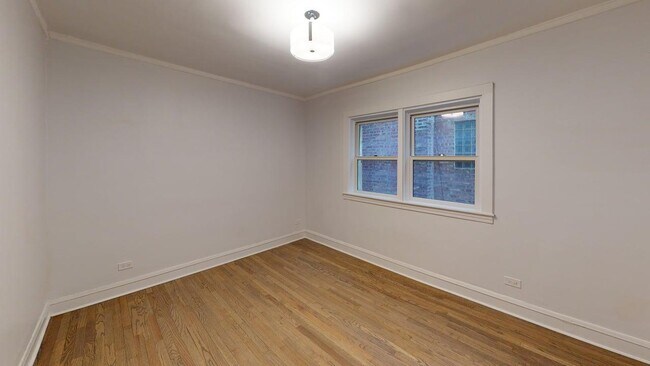 Foto del edificio - 2737 W Lunt Ave