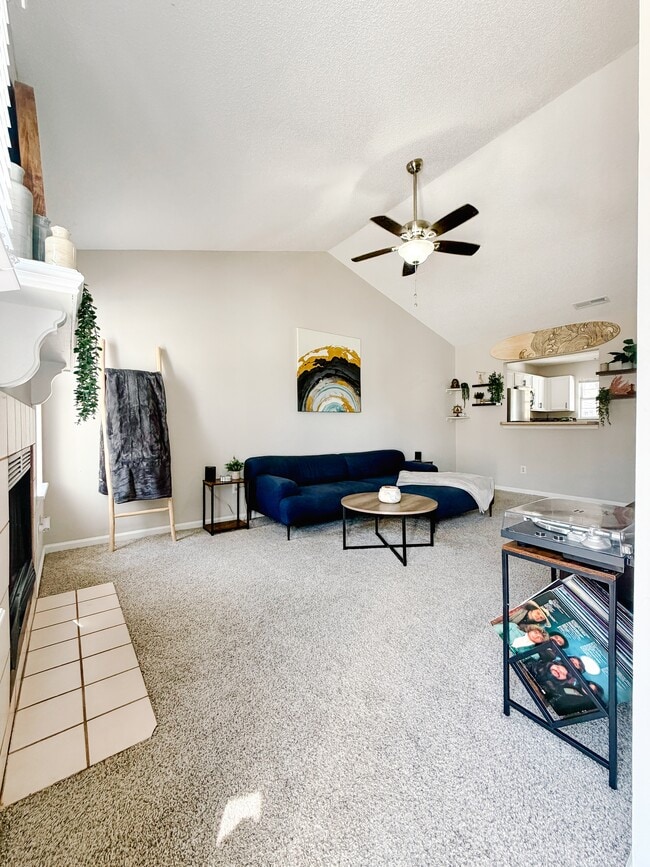 Building Photo - 159 Brenda Dr