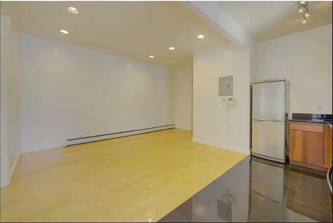 Foto del edificio - 118 Ridge Street