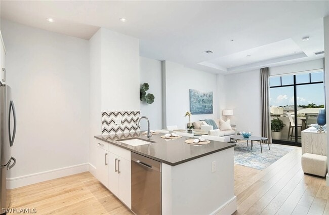 Foto del edificio - 101 8th St S