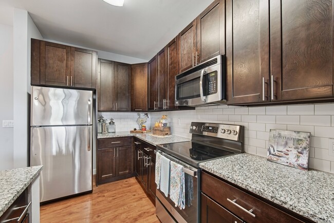 Building Photo - New Village at Patchogue