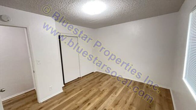 Building Photo - 12982N