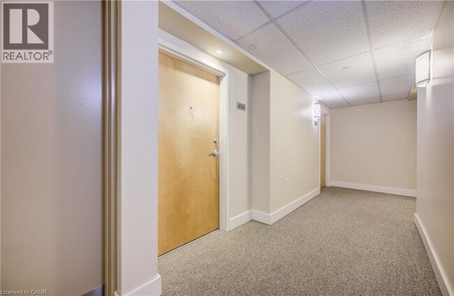 Building Photo - 155 Water St S