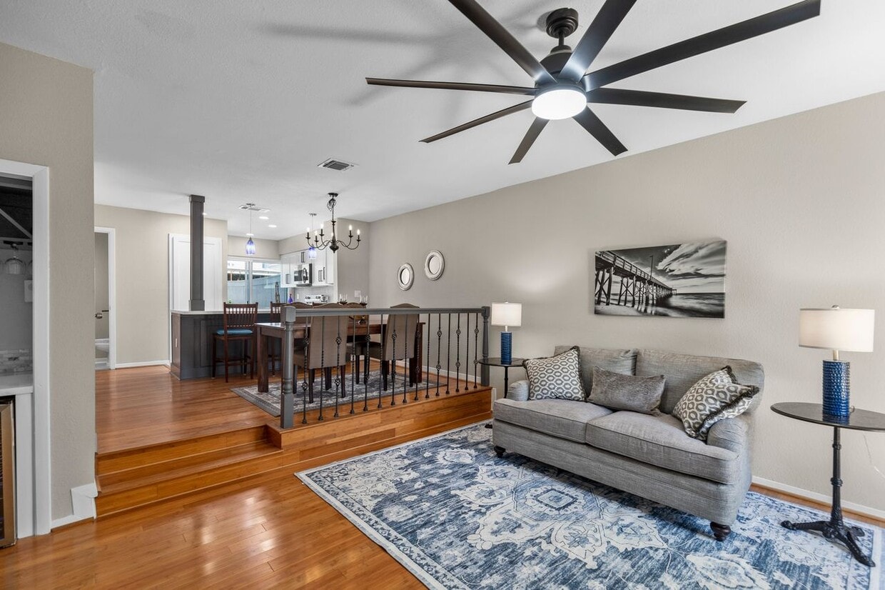 Foto principal - 5094 Glenmont Dr