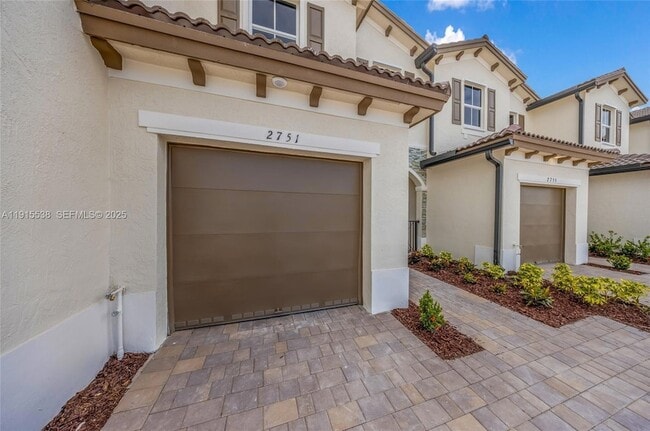 Building Photo - 2751 SE 25th Ave