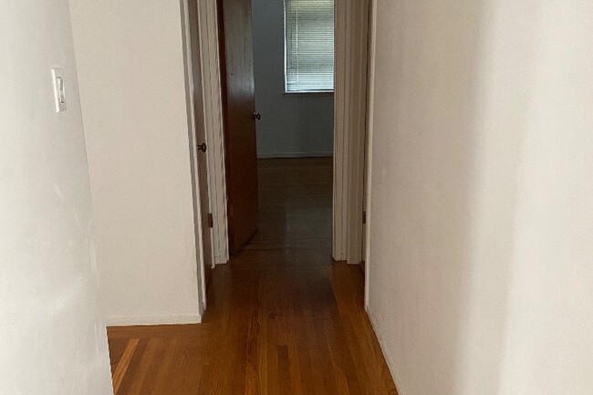 Foto del edificio - 600 Red Hill Ave