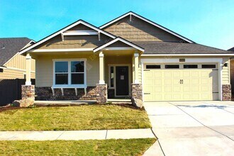 Building Photo - 60868 SE Sweet Pea Dr