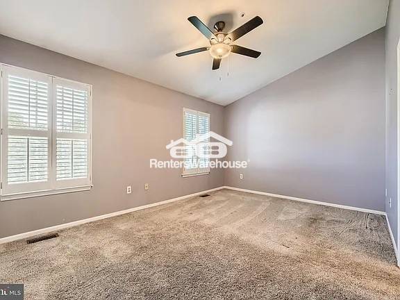 Foto del edificio - 1440 Flatwood Ct