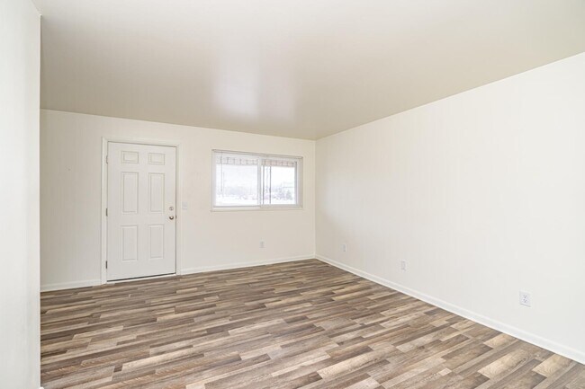 Foto del edificio - 209 N Woodland Dr