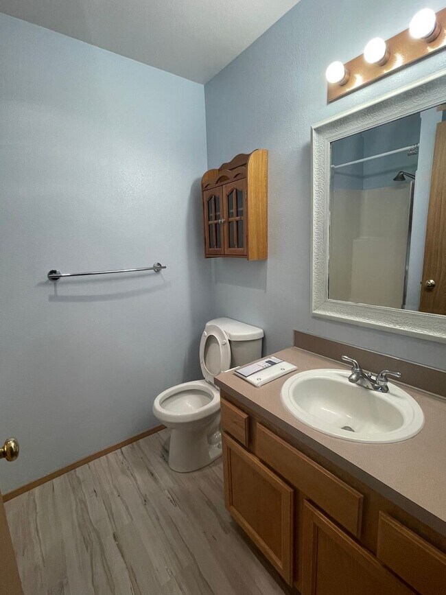 Foto del edificio - Lovely 3 Bedroom Coupeville Home! Huge Back Yard