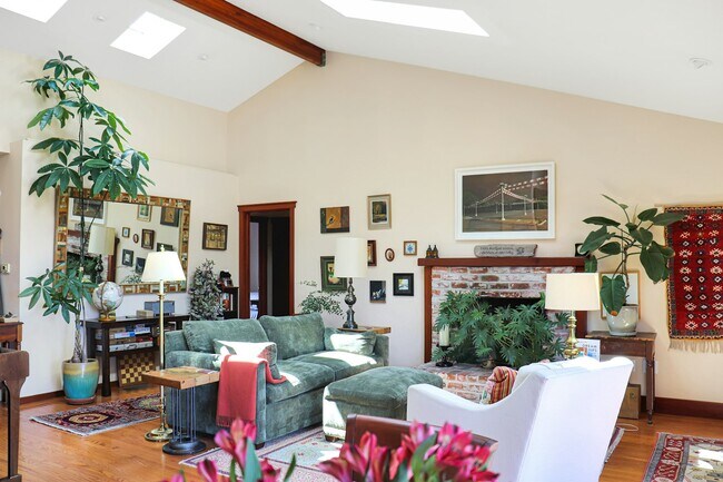 Foto del edificio - 14 Blue Rock Ct