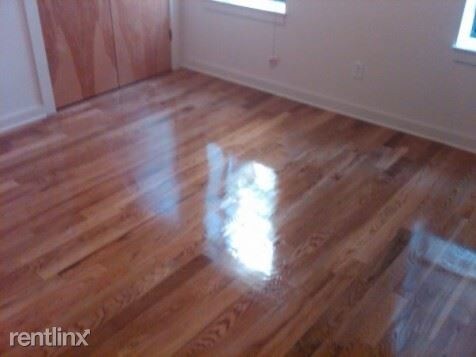 Foto del edificio - 2 br, 1 bath Apartment - 303 1st St Apt 6