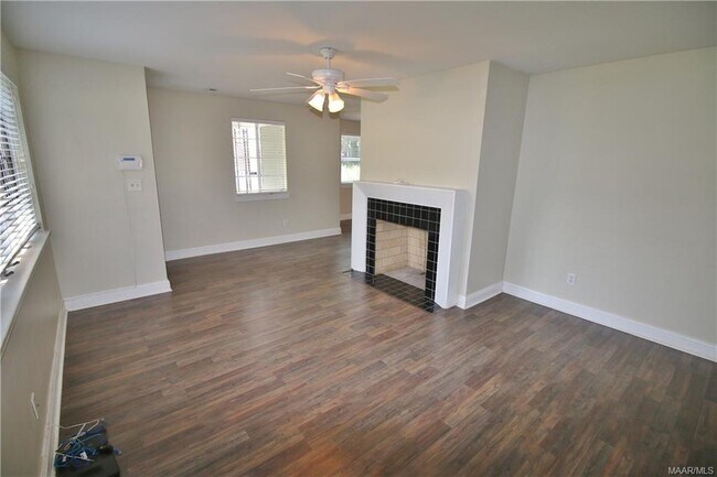 Foto del edificio - 104 Brantwood Dr