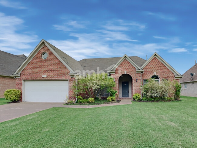 Building Photo - 1466 Far Dr