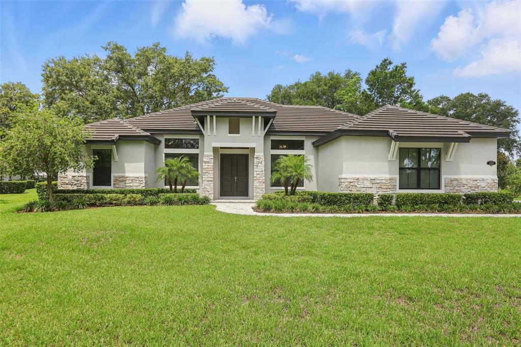 Foto principal - 25463 Hawks Run Ln