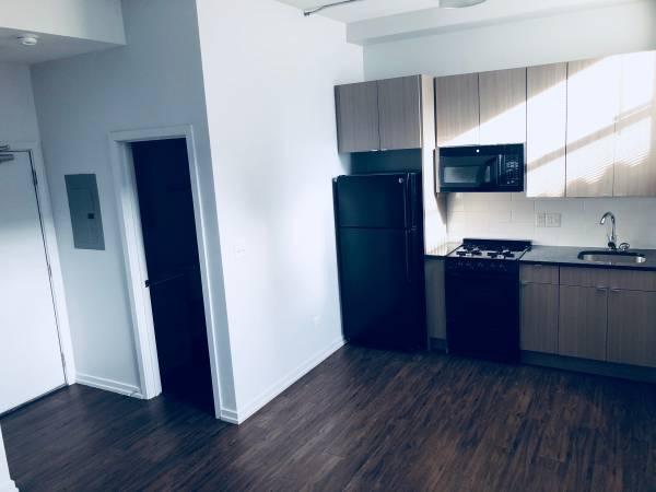 Foto del edificio - 2 bedroom in Chicago IL 60640