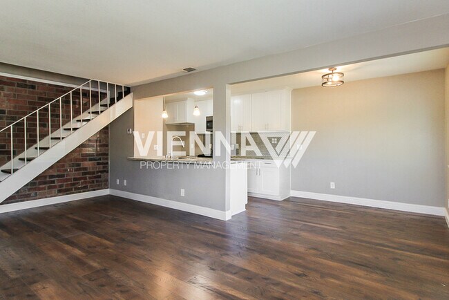Foto del edificio - Auburn Condo is NOW rent ready!