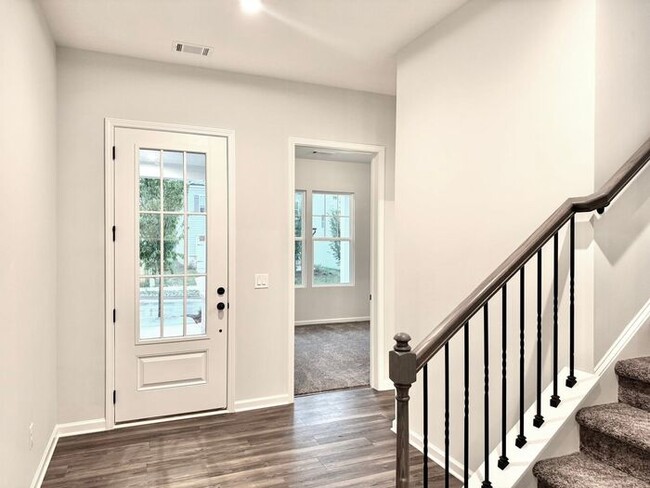Photo - 248 Brighton Bnd Ln House