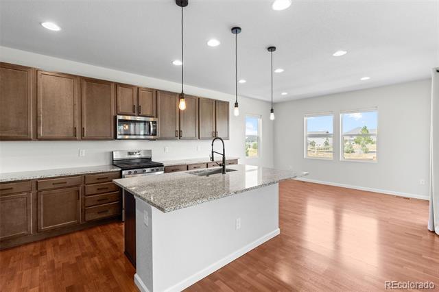 Foto del edificio - 4951 Basalt Ridge Cir