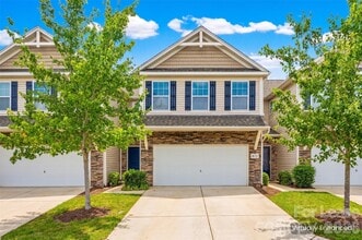 Building Photo - 872 Summerlake Dr