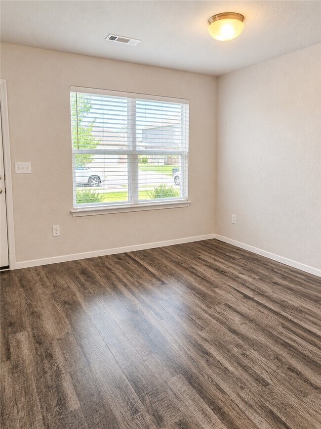 Foto del edificio - 1221 S Ivory Bill Ln