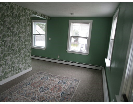 Building Photo - 216 Irving St