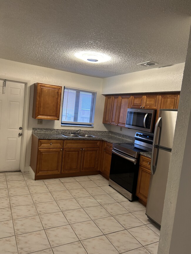 Kitchen - 156 W 14th St