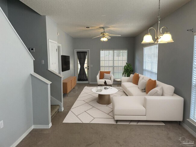 Foto del edificio - 201 Wildflower Ln