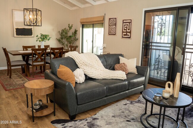 Foto del edificio - 4313 N 28th St