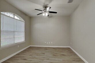 Building Photo - 21643 Bay Palms Dr