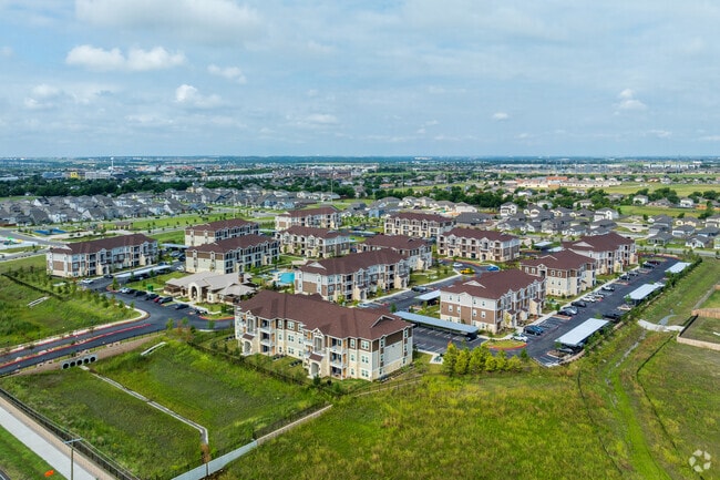 Aerial - Vantage at Hutto