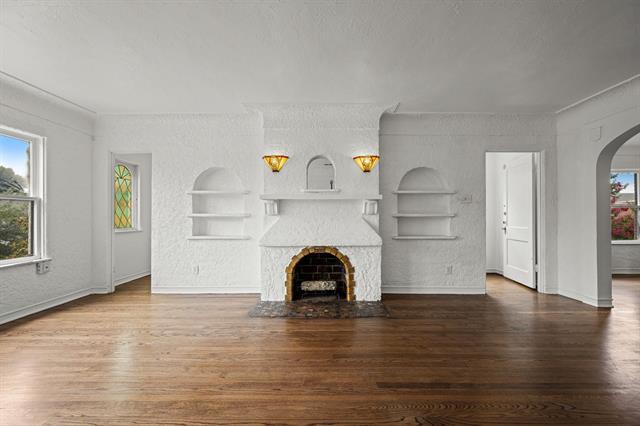 Foto del edificio - 3458 Normandy Ave