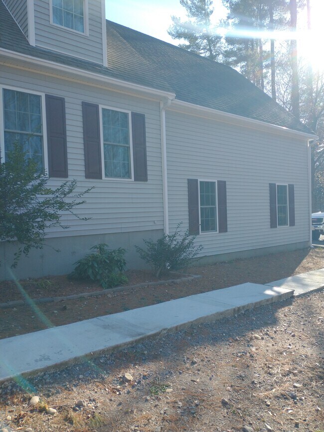 142 Riverlin St, Millbury, MA 01527 House Rental in Millbury, MA