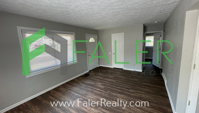 Building Photo - 3 Bedroom Cape Cod