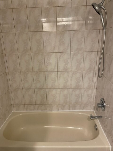 Building Photo - 1795 W Algonquin Rd