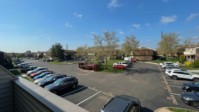 Building Photo - 2812 Kent Pl