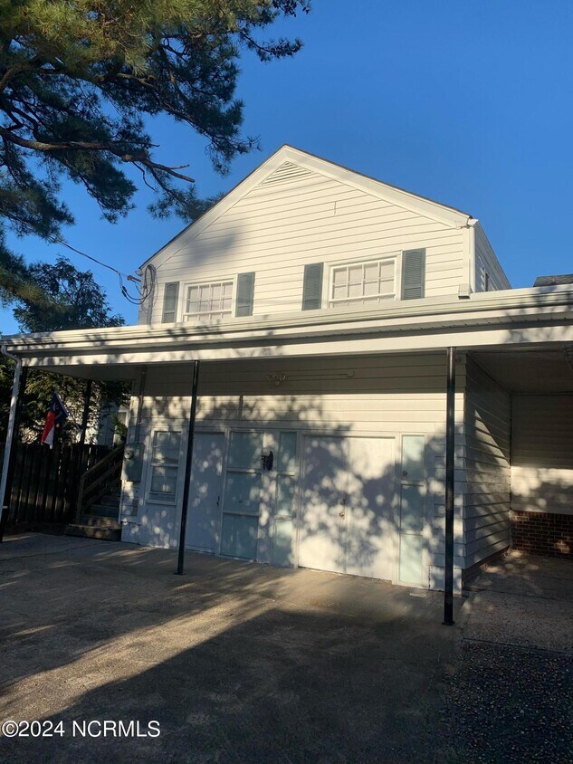 300 Moye Ave NW, Wilson, NC 27893 Room for Rent in Wilson, NC