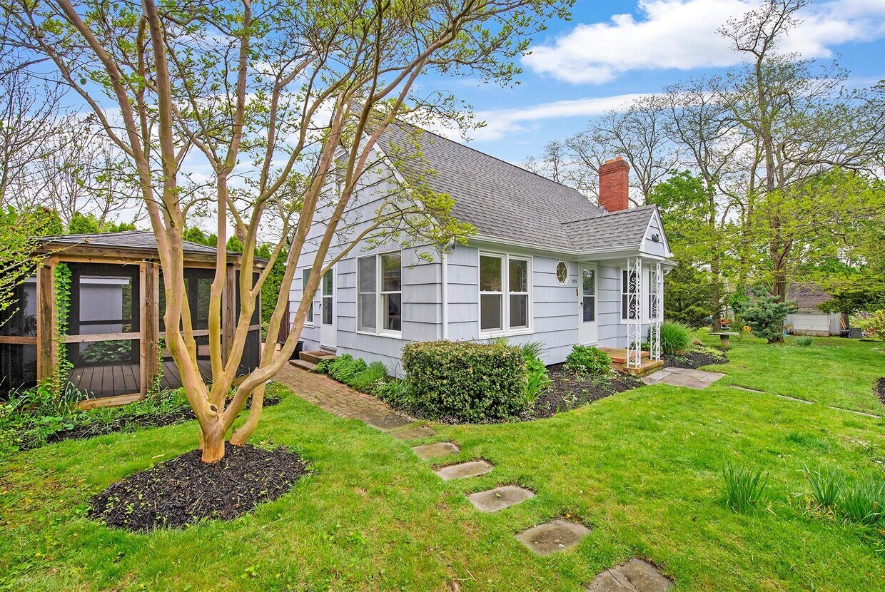 Primary Photo - 1375 3rd St
