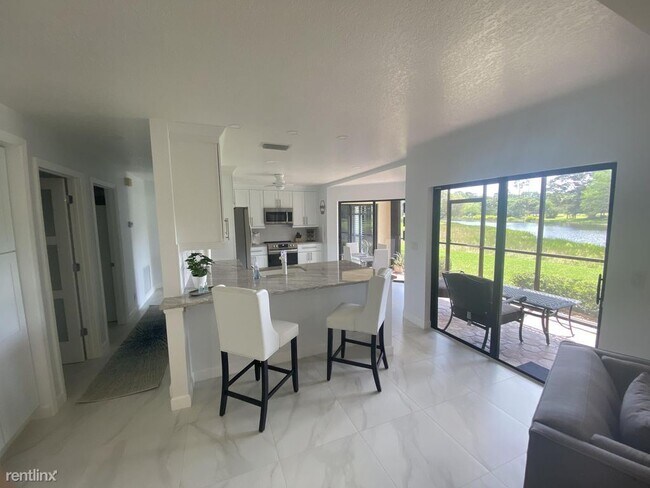 Foto del edificio - 2 br, 2 bath House - 6 Lexington Ln E Apt D