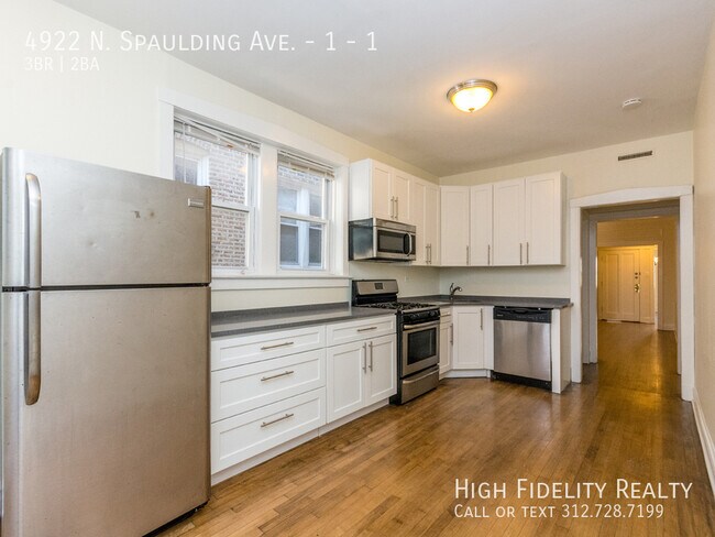 Foto del edificio - 4922 N Spaulding Ave