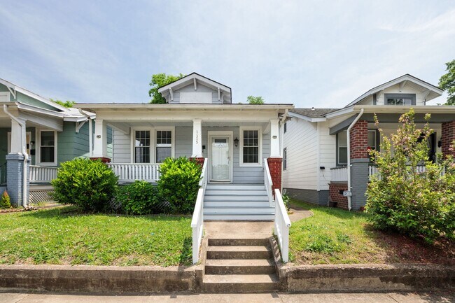 Building Photo - 2 Bedroom Home in North Church Hill!