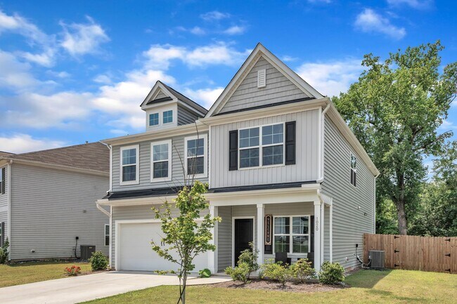 Building Photo - Spacious 3-Bedroom Home for Rent in Knight...