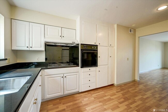 Building Photo - 241 Cervantes Blvd