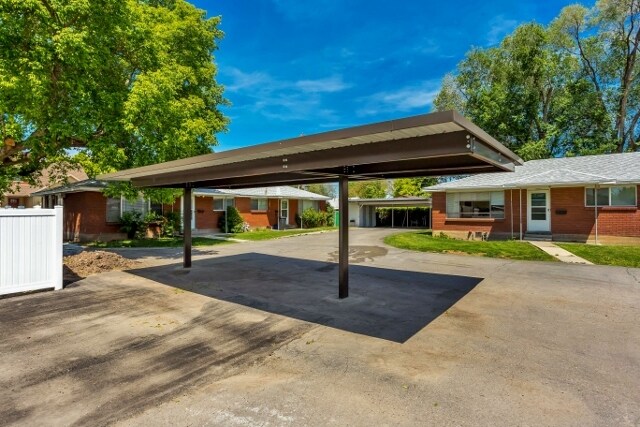 Building Photo - 2664-2694 S 360 E