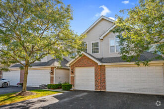 Building Photo - 3103 Anton Dr