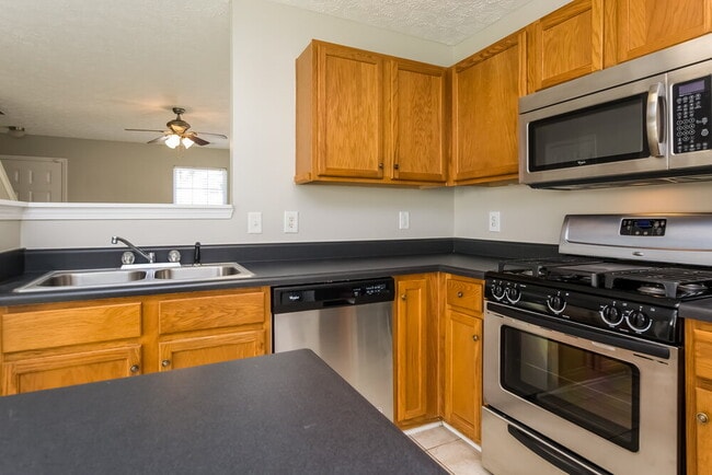 Building Photo - 235 Osmanthus Way