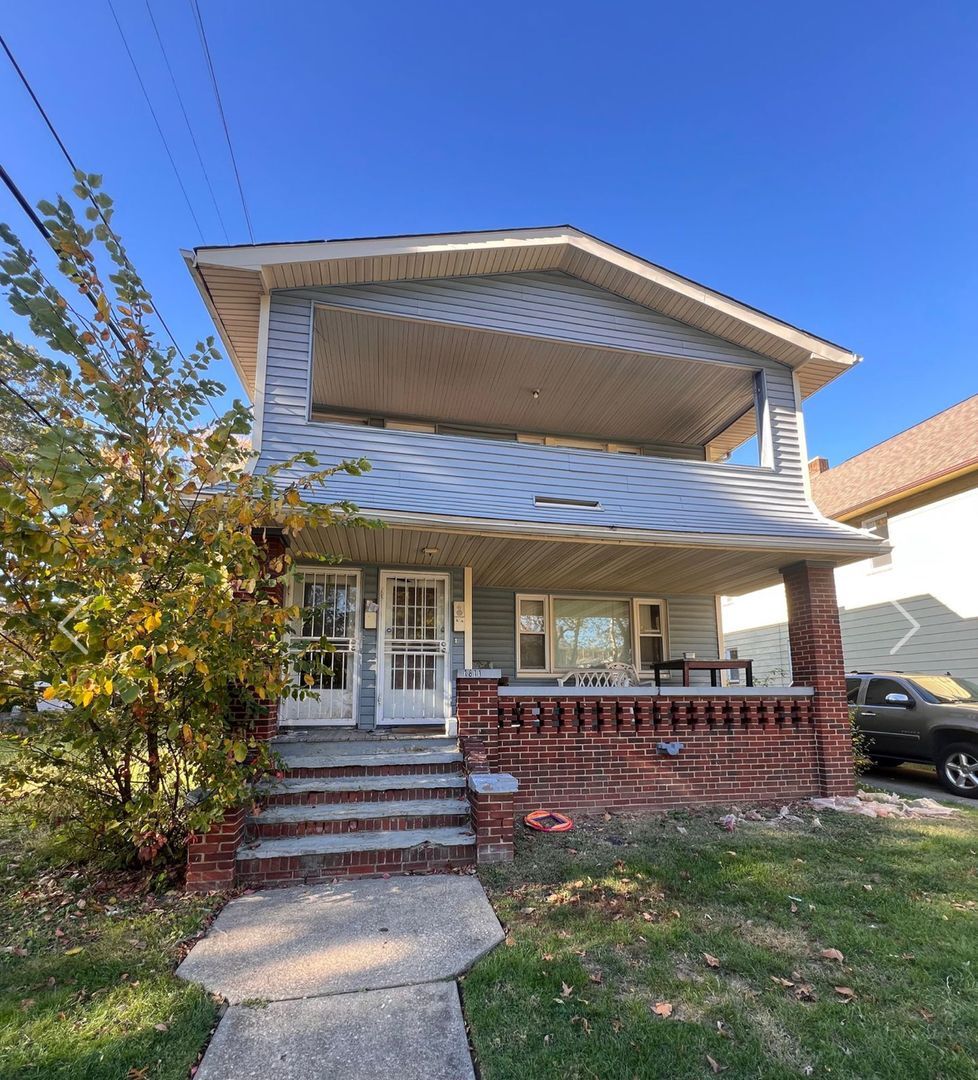 18119-18119 Olympia Rd Cleveland, OH 44112 – photo 1